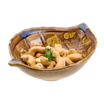 Organic W320 Cashew Nuts